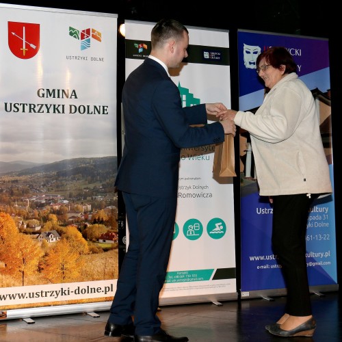 Inauguracja Ustrzyckiego Uniwersytetu Trzeciego Wieku